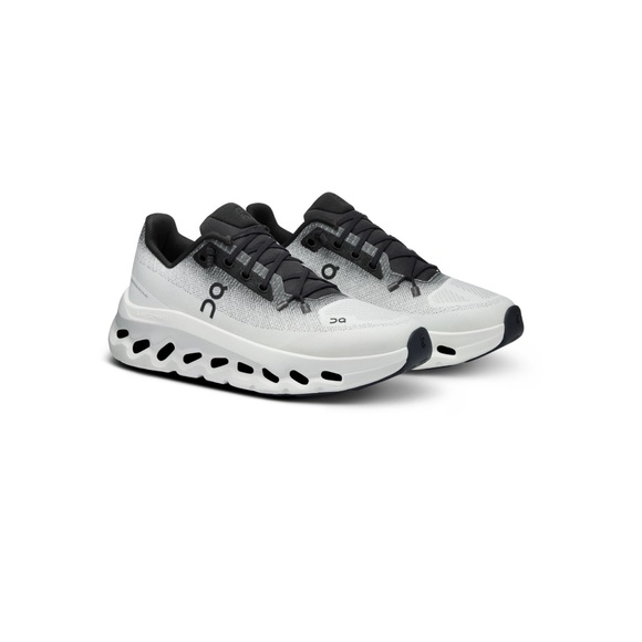 On Cloud Tilt Shoes - Picture 5 of 10